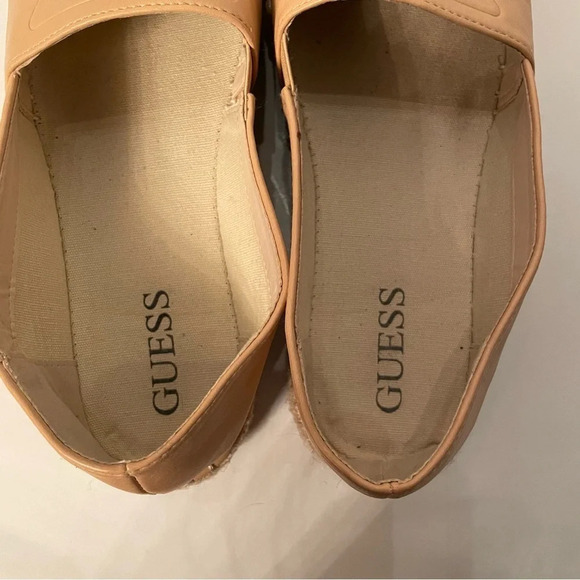 ✨ Guess Glitter Flats! Woman’s Size 7.5 ✨ - Picture 5 of 8